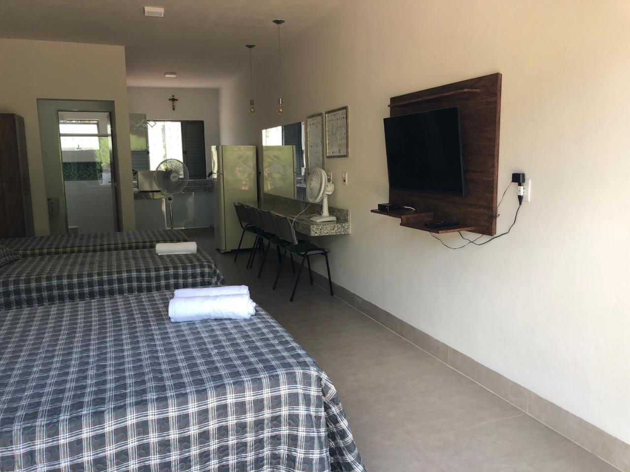 Suites Em Капитолиу Экстерьер фото