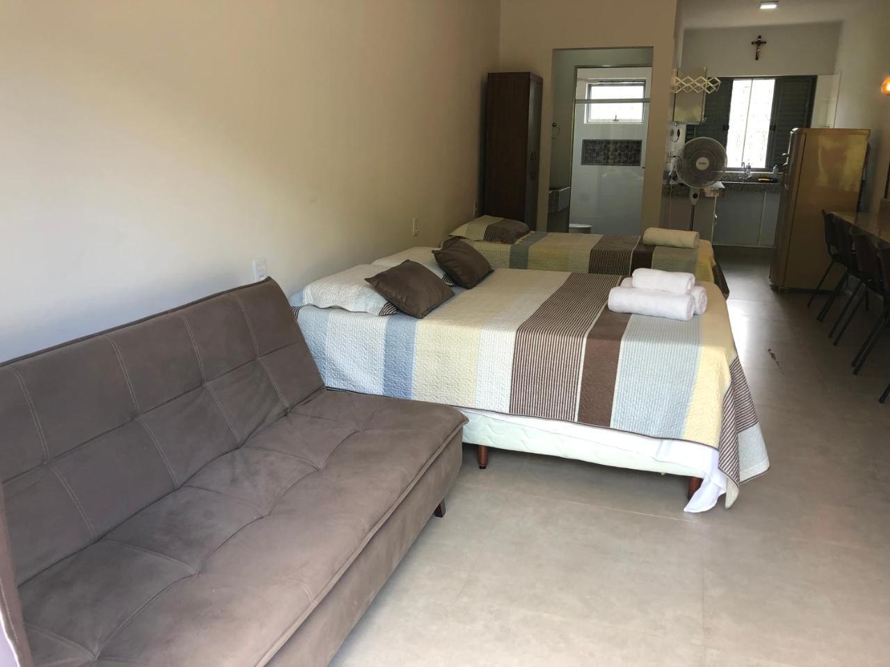 Suites Em Капитолиу Экстерьер фото